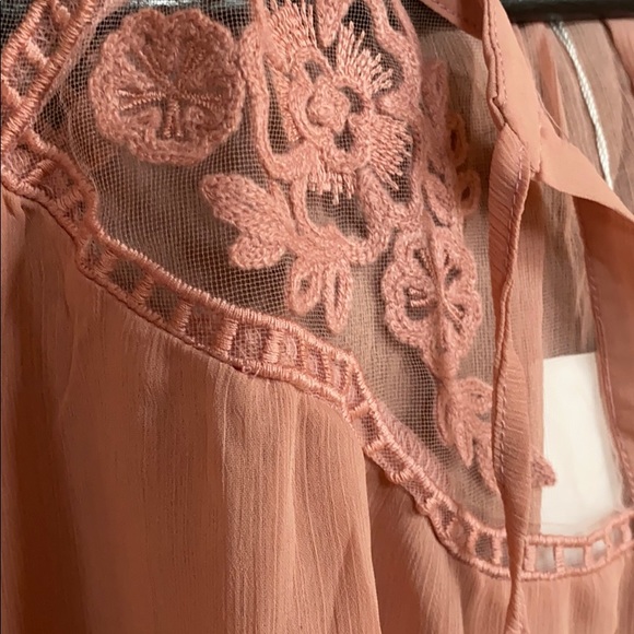 Pink blouse with sheer shoulders - Picture 7 of 7